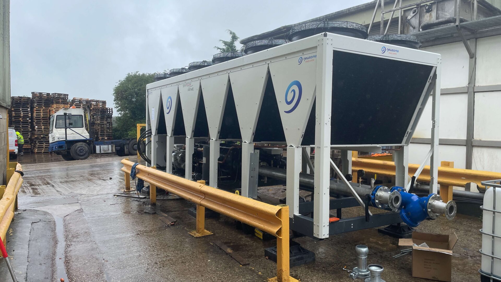 Innovative Cooling Solution Revitalises Yorkshire Farm’s Production: Newsome Installs State-of-the-Art Chiller